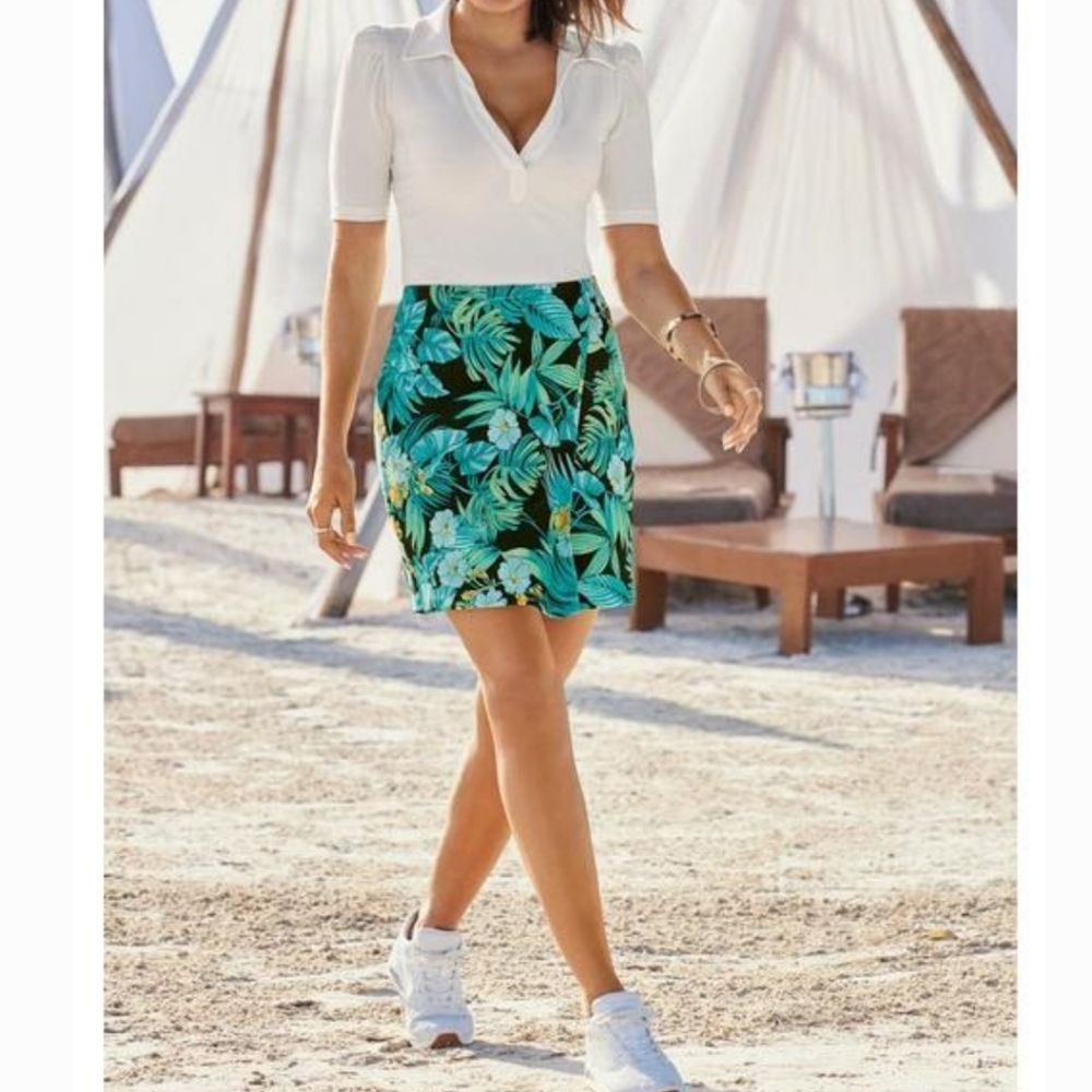 JN Apparal Floral Skort